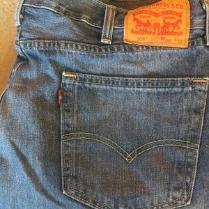 Men’s Levi Jeans